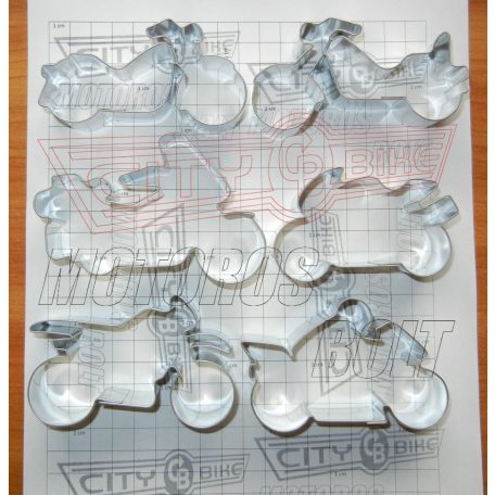 Süti kiszúró Motor forma 6 db-os