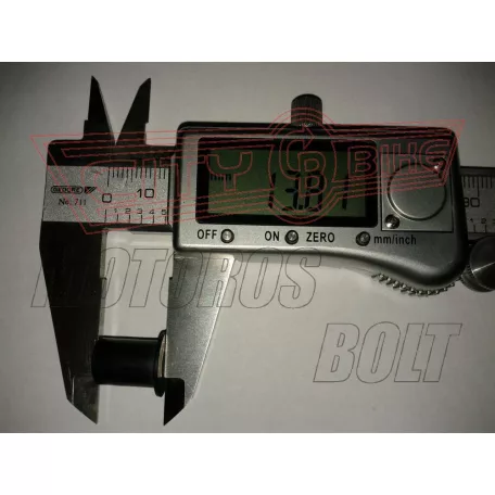 Plexi felfogató / rezgéscsillapító anya (gumi anya) M5 menettel