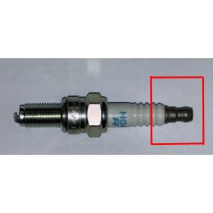 Gyertya NGK CPR8E  (DITECH motoros robogókhoz )