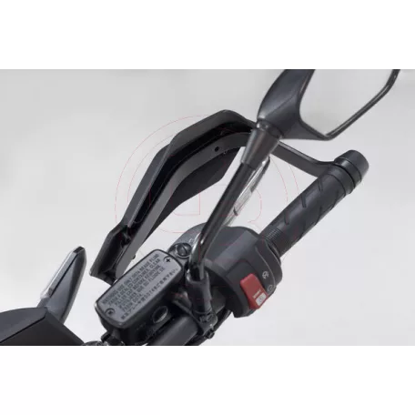 SW-Motech Adventure kézvédő – HONDA CB750 (2022-2025) - Elegáns, zárt kialakítás maximális védelemmel