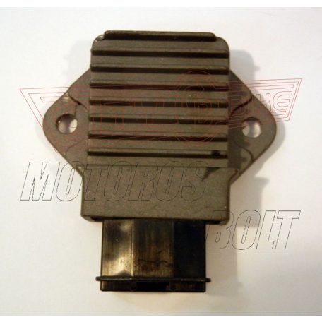 Feszültségszabályozó HONDA CB Hornet 600 / SH125