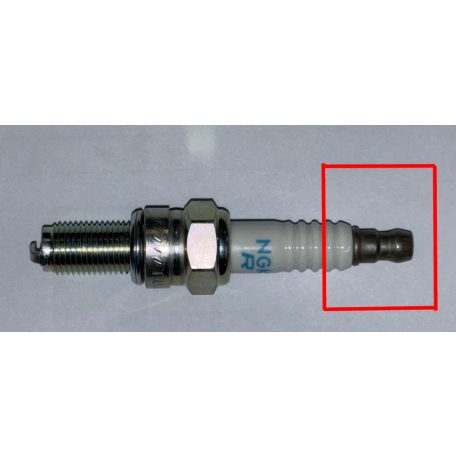 Gyertya DENSO W24ESR (BR8ES)