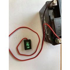 Akkumulátor töltésellenőrző digitális kijelző