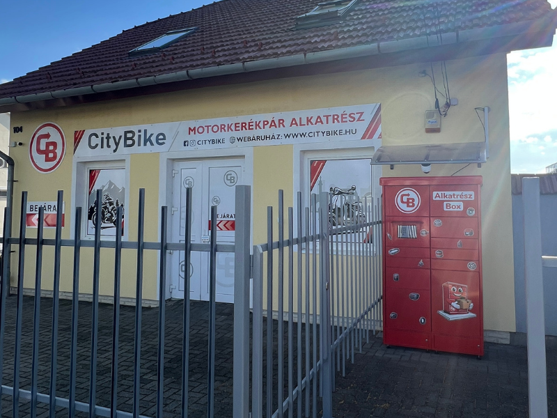 CBAlkatreszBox - így látod az utcáról